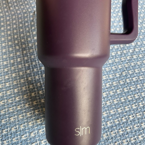 Purple 40oz Simple Modern Trek Tumbler with Handle. NEW. - Picture 2 of 4